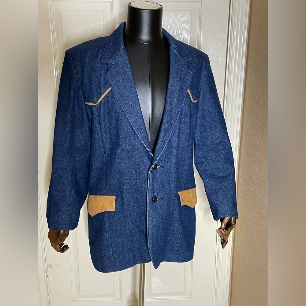 Men's Navy Blue Wool Blend Blazer with Tan Suede Accents - Picture 1 of 12
